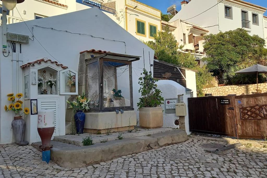 Bica Da Salema Beach House Exterior photo